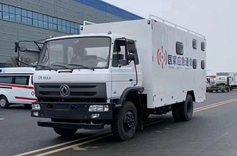 東風(fēng)4驅(qū)越野民用住宿房車(chē) 東風(fēng)4驅(qū)越野民用住宿房車(chē)
